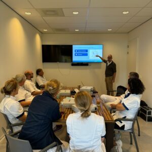 Training Droge Gehoorgang Reiniging voor Huiarts en Doktersassistent