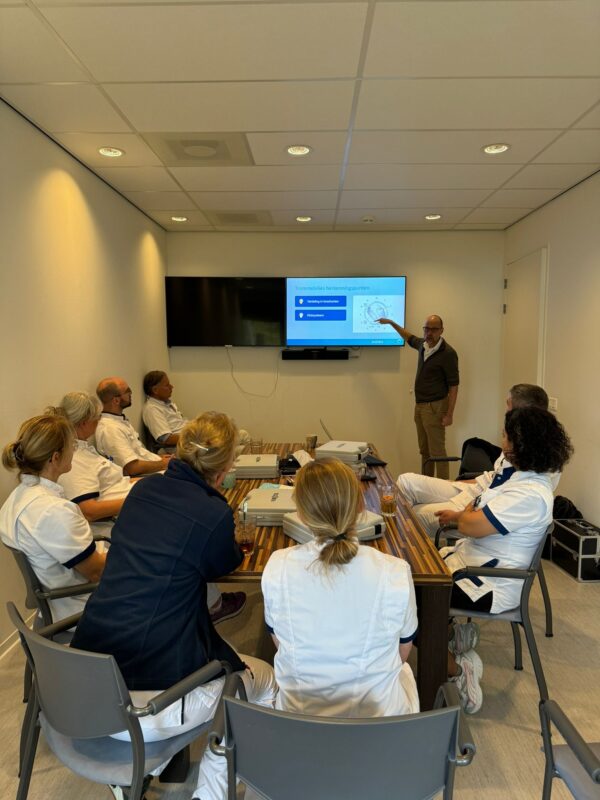 Training Droge Gehoorgang Reiniging voor Huiarts en Doktersassistent